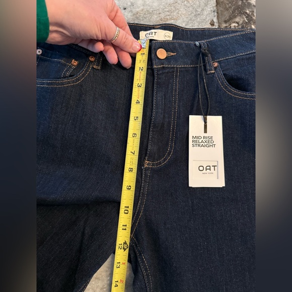 OAT New York Mid Rise Relaxed Straight cuffed jeans size 8 - Picture 6 of 7